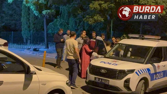 12 yaşındaki üvey oğlunun bıçakladığı adam hayatını kaybetti.