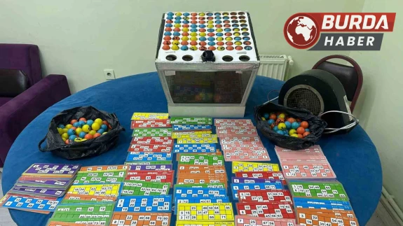 Eskişehir'de Kumar Operasyonu: Demir Kapıyı İkiye Böldüler