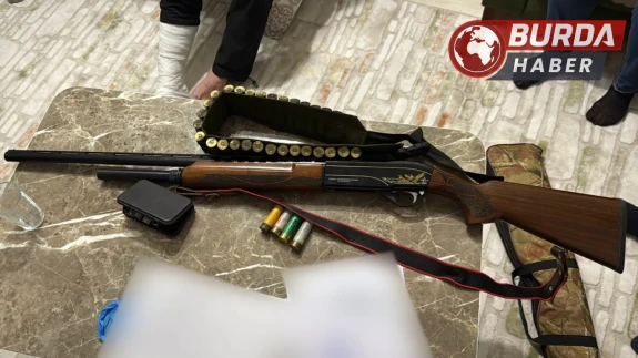 Antalya'da Eş Zamanlı Operasyonda 20 Adrese Baskın