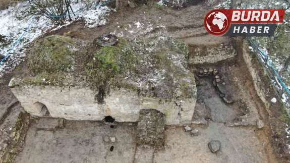 Mahmut Bey Camii'nin Yanındaki Tarihi Hamam Restorasyonla Canlanacak