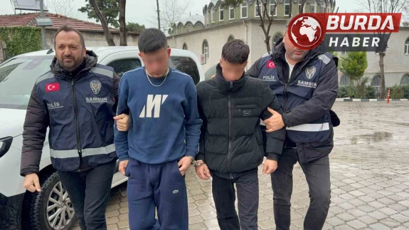 Samsun'da Kız Meselesi Nedeniyle Çıkan Tartışmada 2 Kişi Bıçaklandı