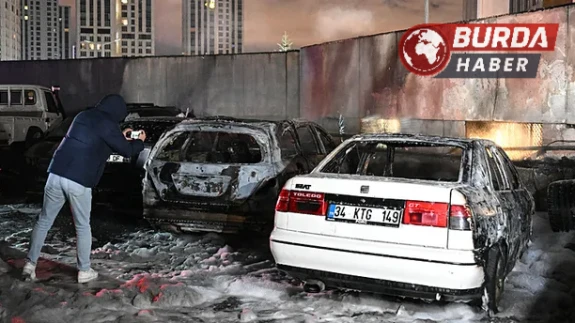 İstanbul Sarıyer'de Isınmak İçin Ateş Yaktı 5 Aracı Küle Çevirdi