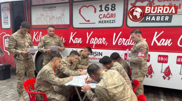 Kilis Jandarması Kızılay'ın Kan Bağışı Kampanyasına Destek Verdi
