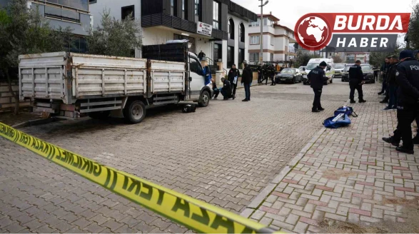 Denizli'de Kamyonet İçinde Tüfekle Vurulan Şahsın Cesedi Bulundu