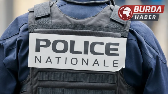 Fransa'da 14 Yaşındaki Bir Öğrenci, Öğretmenini Bıçakladı