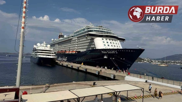 Bodrum Limanı’na kruvaziyer hareketliliği: "2 bin 583 turist geldi"