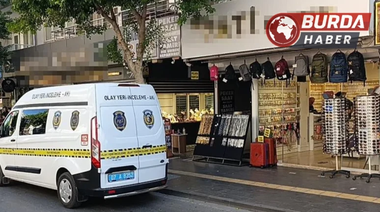 Yakınları tarafından kayıp olarak bildirilen adam, evinde ölü bulundu.