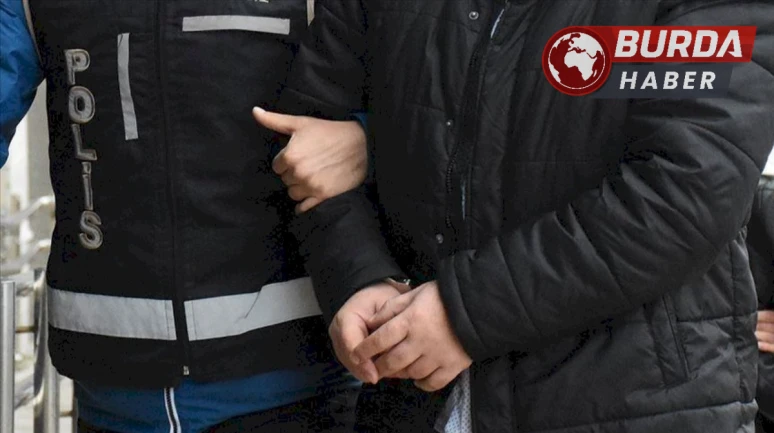FETÖ operasyonunda gözaltına alınan 5 doktor tutuklandı.