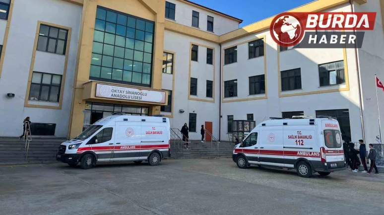 Tekirdağ 'da Liselilerin Yemek Etkinliğinde 5 Öğrenci Zehirlendi