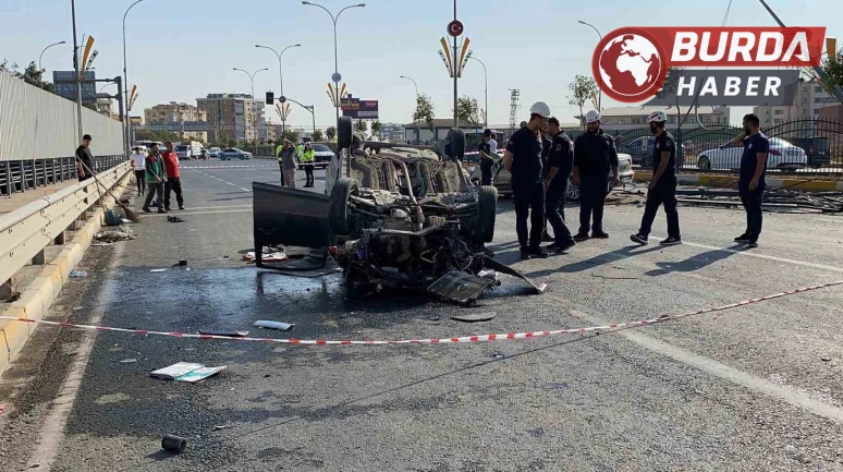 Şanlıurfa'da Otomobil Kontrolden Çıktı: 3'ü Ağır 5 Yaralı