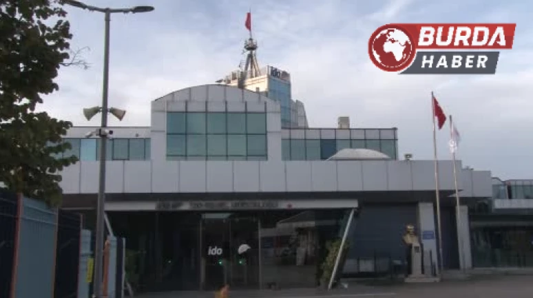 İstanbul'da Kötü Hava Nedeniyle Vapur Seferleri İptal Edildi