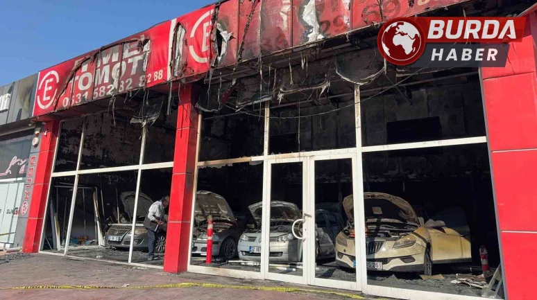 Denizli'de Oto Galeride Yangın Çıkaran Kundakçı Tutuklandı