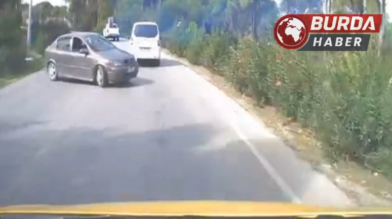 Aksu'da Trafik Kazasında Araç Kamerası Kaza Anını Kaydetti