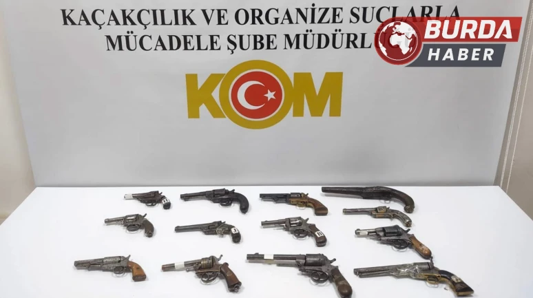 Samsun'da "Kayıp" Denilen Kültür Varlığı Tabancalar Evlerden Çıktı