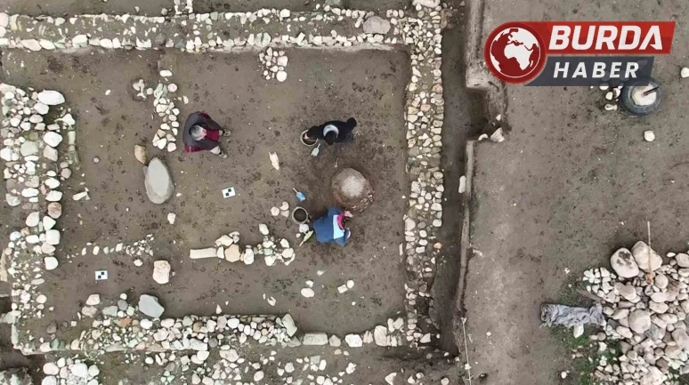 Amasya'da 2 Bin 600 Yıllık Pers Dönemine Ait Tandır Keşfedildi