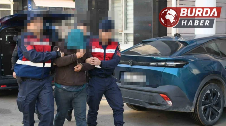 Kuşadası'nda Firari Terörist Kuzenin Kimliğiyle Yakalandı