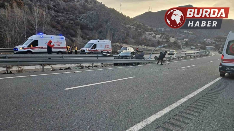 Gümüşhane'de Meydana Gelen Trafik Kazasında 1'i Ağır 4 Kişi Yaralı