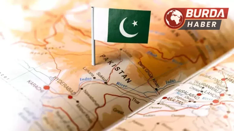 Pakistan’da petrol tankerinin patlaması sonucu 2 kişi öldü.