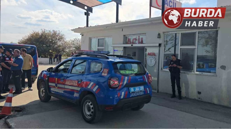 Suçluyu kovalarken kaza geçiren jandarma astsubay şehit oldu.