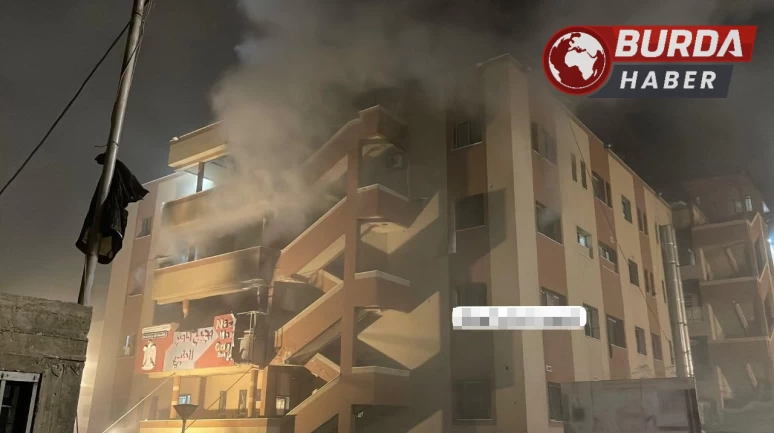İsrail, Gazze Şeridi’ndeki Nasır Hastanesi’ne saldırdı.