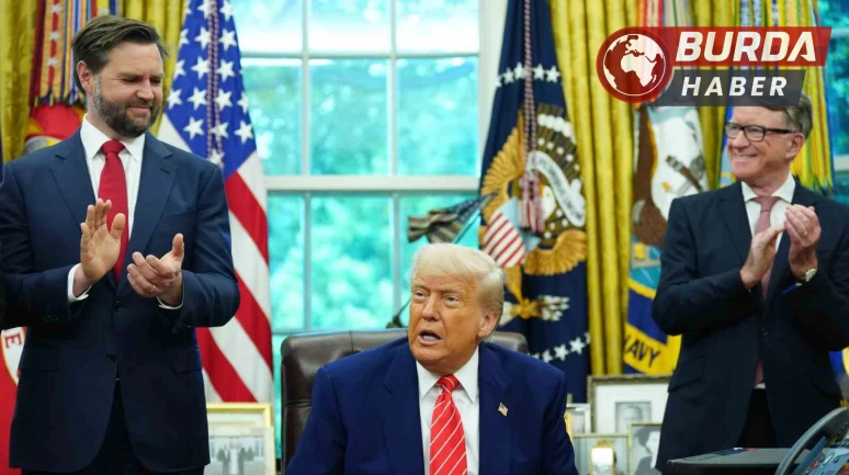 Trump : "İngiltere ile çığır açıcı bir anlaşma imzaladık"