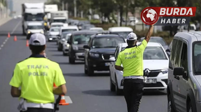 ’Dur’ ihtarına uymayan sürücü, polis memuruna çarpıp kaçtı.