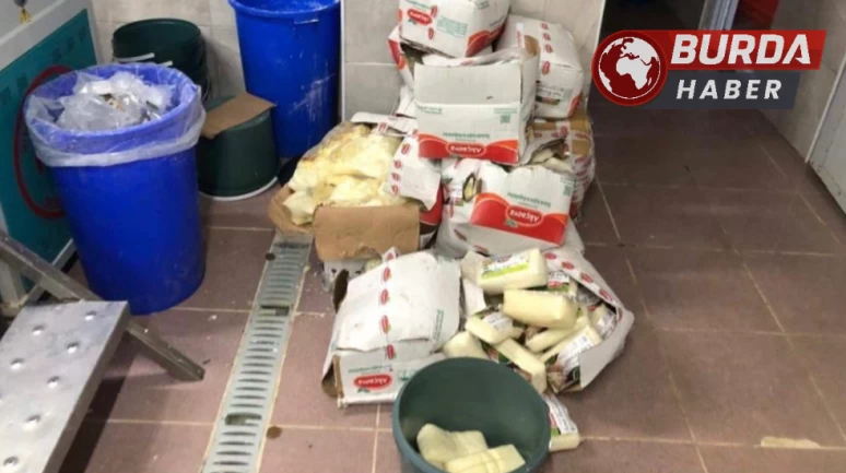 Sakarya’da 1,5 milyonluk sahte kaşar peynirine el konuldu.