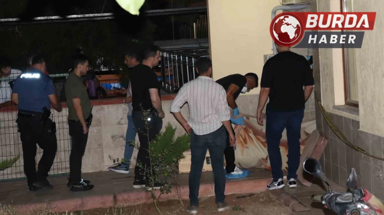 Denizli’de sokakta başlayan tartışma evde cinayetle sonlandı.