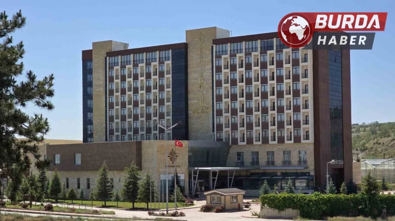 Termal otelde havuza düşen çocuk hayatını kaybetti.