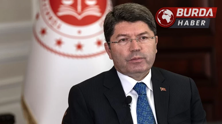 Bakan Tunç: "Karikatür soruşturması kapsamında 4 kişi tutuklanmıştır"