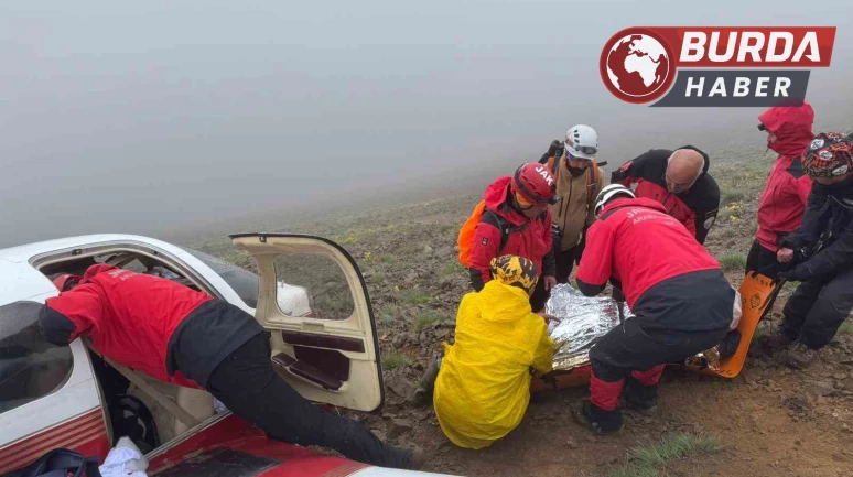 Rize Valisi Baydaş: "Bayan yolcu sağ, pilot hayatını kaybetti"