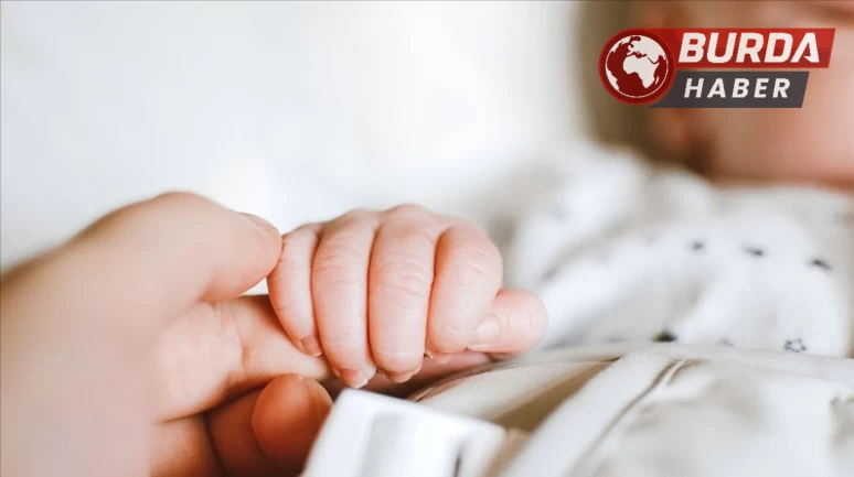Zonguldak’ta 30 günlük bebeğini darbeden kadın tutuklandı.