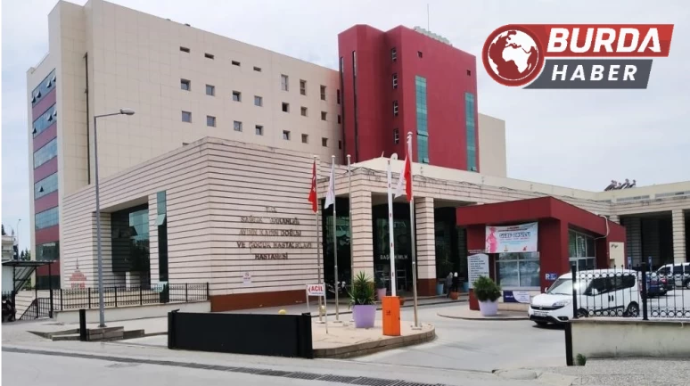 Doğuma gelen kadın, polis zoruyla kocasını hastaneden kovdurdu.