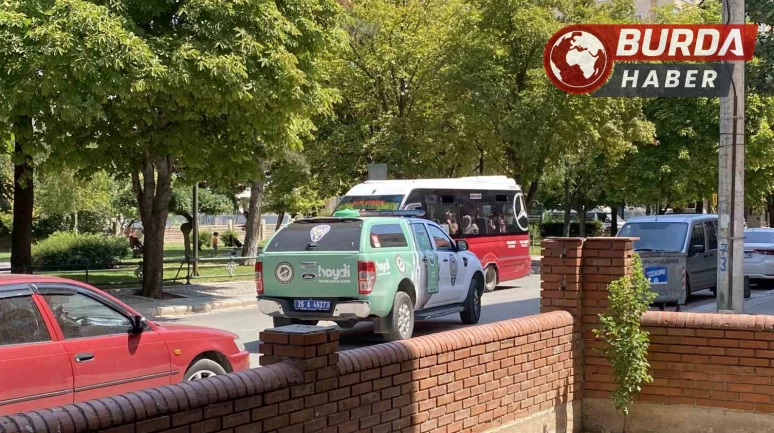 Eskişehir'de polis ekipleri kedi ölümleriyle ilgili çalışma başlattı.