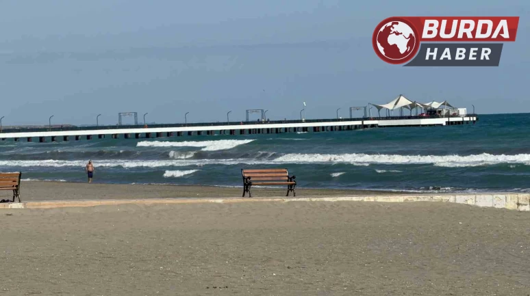 Samsun’da denize giren 18 yaşındaki iki genç boğuldu.