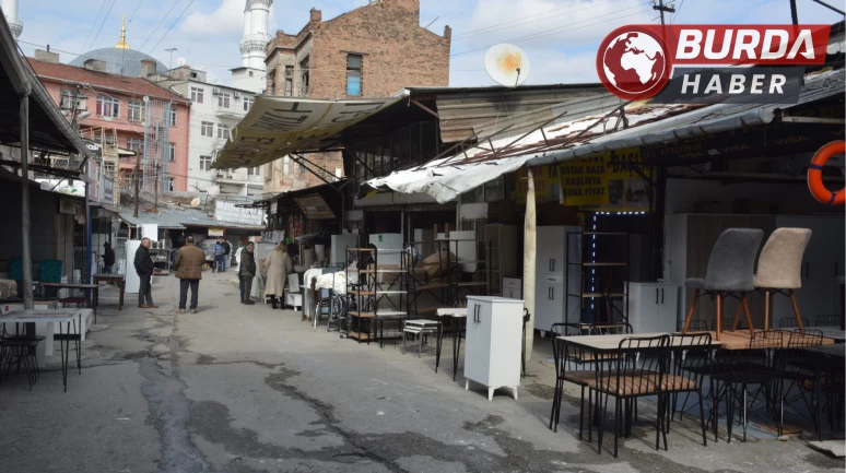 Ankara’nın "İtfaiye Meydanı"ndaki iş yerlerinde yıkım başladı.