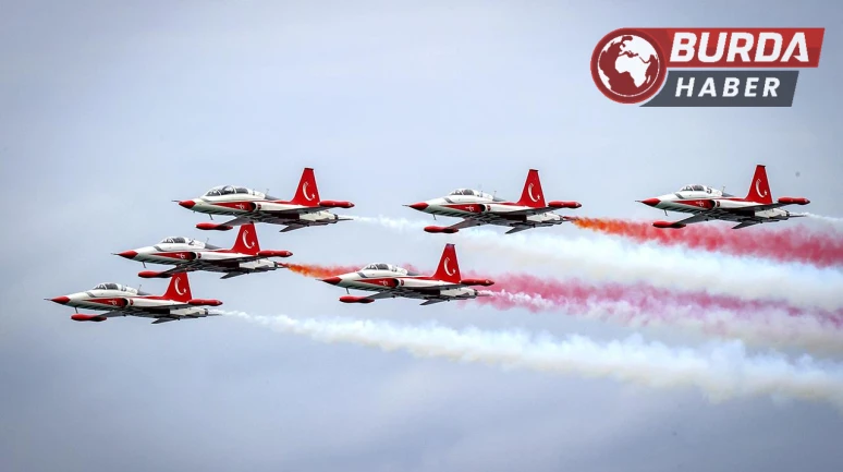 Türk Yıldızları’na Çekya’da "En İyi Gösteri Uçuşu" ödülü