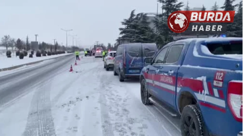 Kar ve Buzlanma Kazaya Neden Oldu: Karı Koca Hayatını Kaybetti