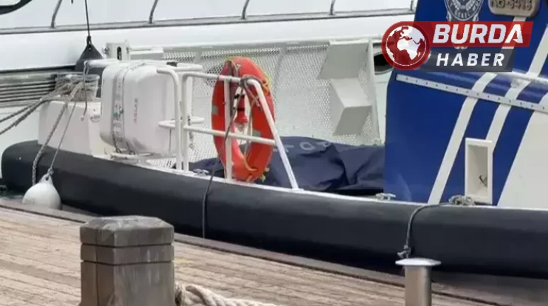 İstanbul Boğazı'nda Bulunan Cesedin Kimliği Belirlenmeye Çalışılıyor