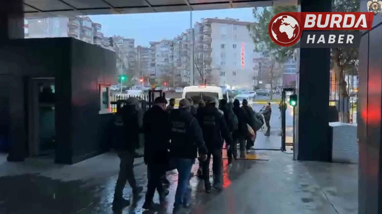 Tekirdağ'da Yurt Dışına Kaçmaya Çalışan FETÖ Firarileri Yakalandı