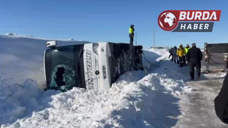 Diyarbakır Bağlar'da Yolcu Otobüsü Devrildi: 6 Yaralı