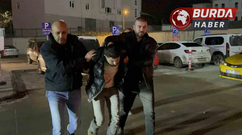 Eskişehir'de Yarış Sırasında 3 Yayaya Çarpan Sürücü Gözaltında