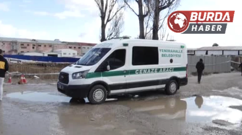 Ankara'da Toprak Kayması: Yabancı İşçi Göçük Altında Hayatını Kaybetti