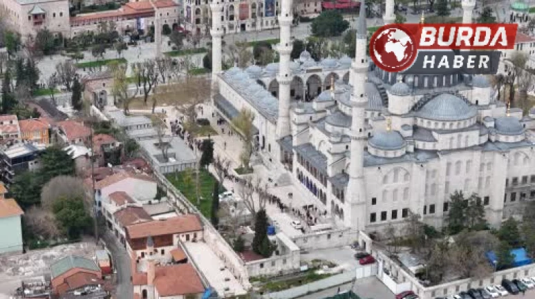 Sultanahmet Camii’ne ziyaretçi akını