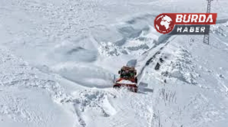 Van’da nisan karı: 93 yerleşim yerinin yolu kapandı.