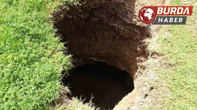 Yozgat'ta evlerin arasında oluşan obruk mahalleyi tedirgin etti