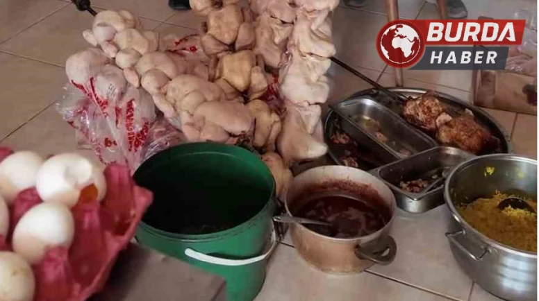 Hatay'da Zabıta Ekipleri 'Leş Kokusu Var' Dedikleri Dönerciyi Kapattı