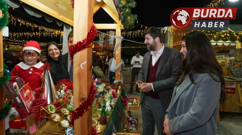 Tarsus'ta Renkli Yılbaşı Pazarları Ziyaretçilerini Bekliyor