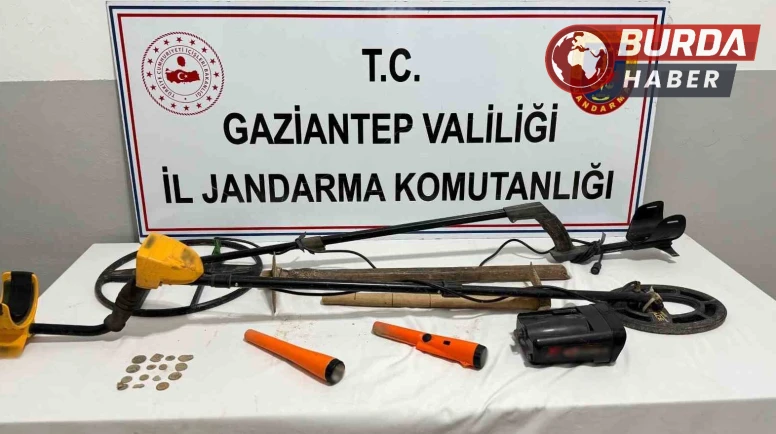 Gaziantep'te Roma Dönemine Ait 15 Tarihi Sikke Ele Geçirildi