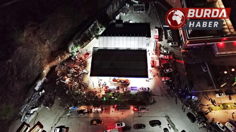 Samsun'daki heyelan faciasında baba ve 2 çocuğu hayatını kaybetti.
